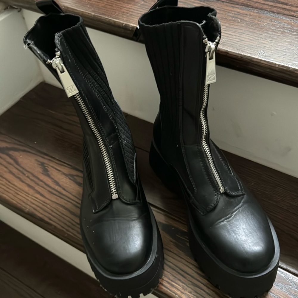Zara boots on 36